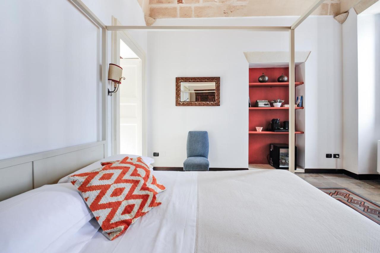 Castriota 19 - Jacuzzi Apartment Sit Lecce Bagian luar foto