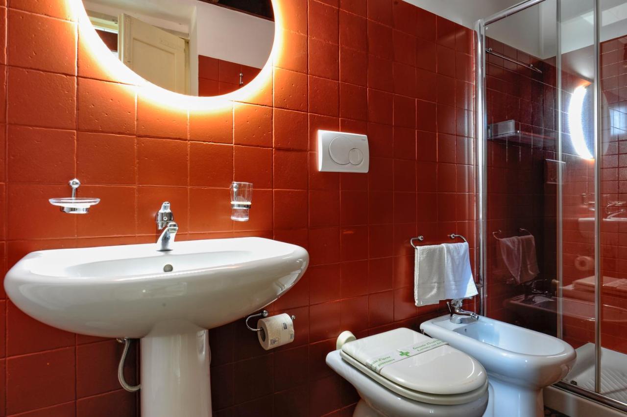 Castriota 19 - Jacuzzi Apartment Sit Lecce Bagian luar foto